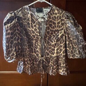 Leopard Print Tie-Front Blouse – A’gaci Design
. excellent condition